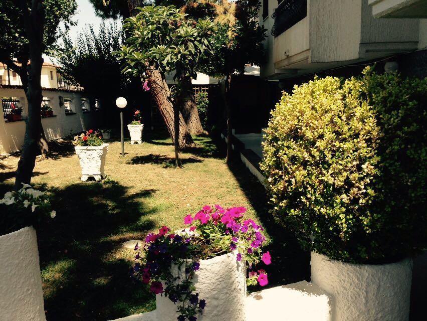 Hotel Bristol Pineto Exterior foto
